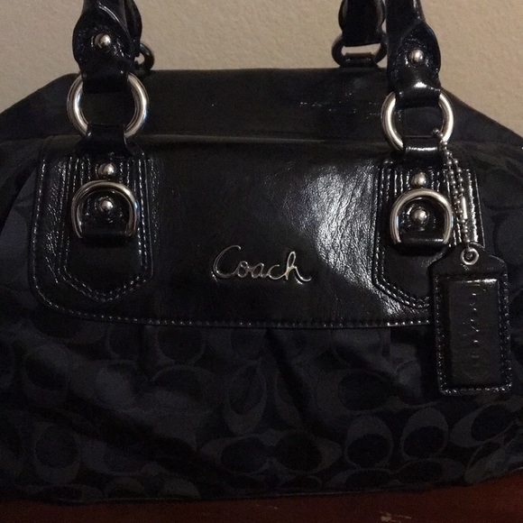 Coach bag, with shoulder strap - Picture 2 of 4